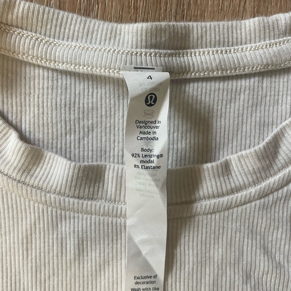 Lululemon Side Cinch Ribbed T-Shirt - Picture 7 of 8